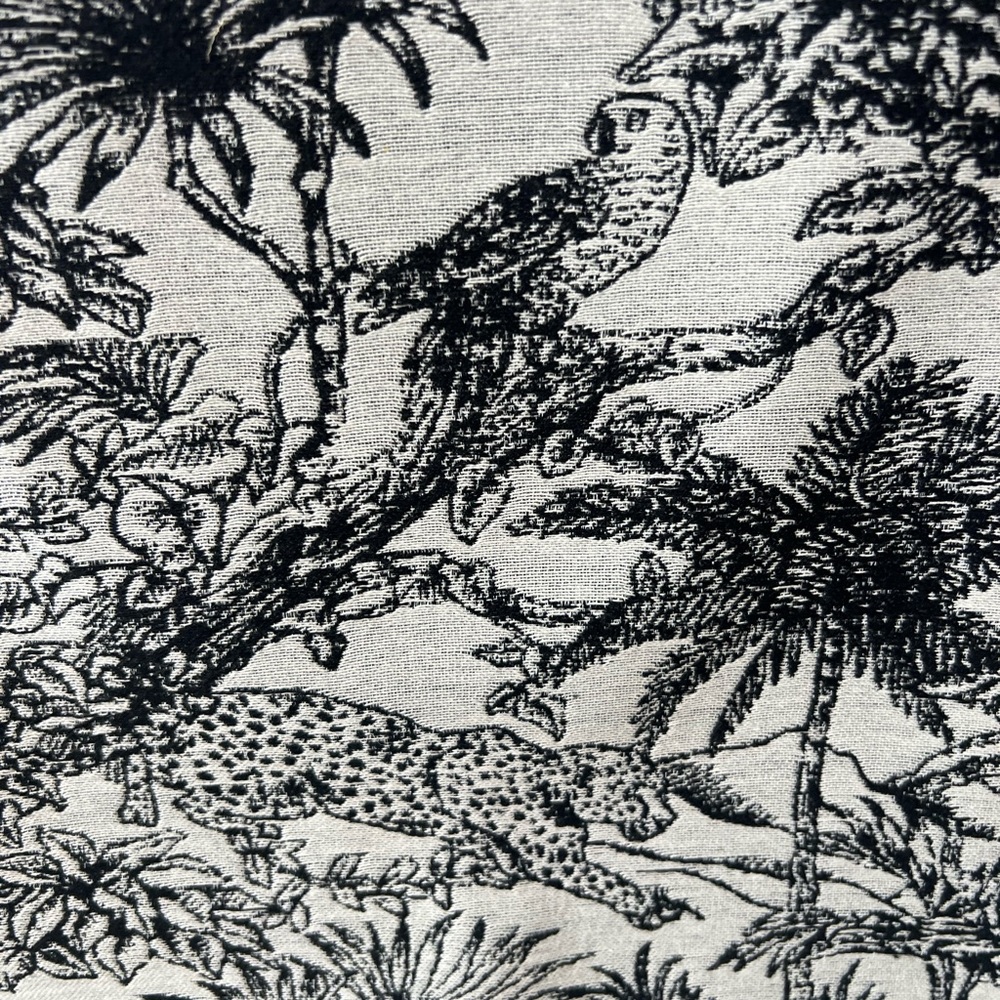 Animal Print Tote - Picture 2 of 4